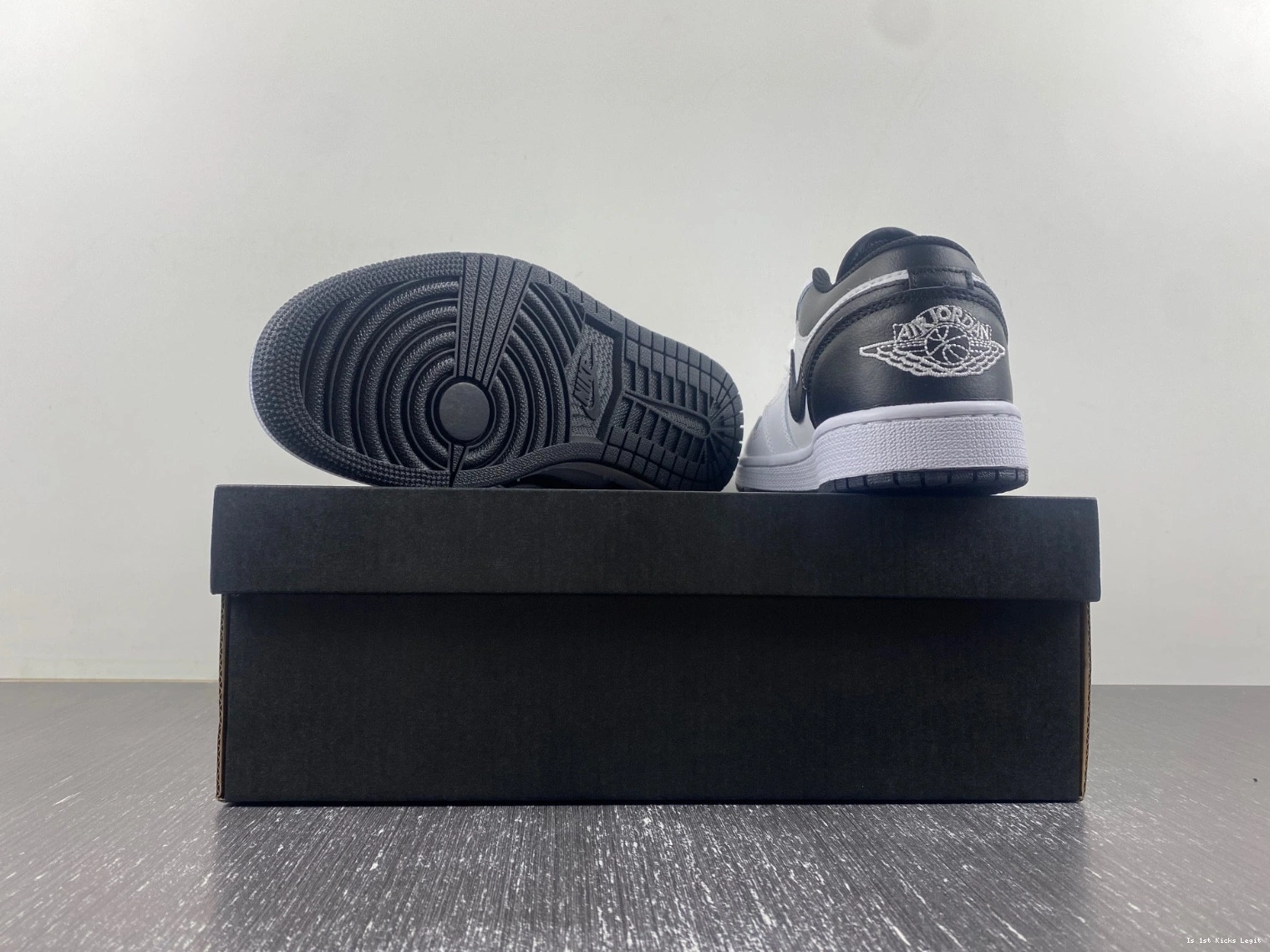 553558-132 Low Jordan Men's Black 1 White - 0916